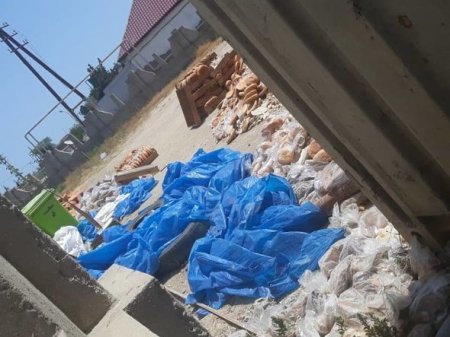Bakıda yüzlərlə çörək zibilliyə atıldı (FOTOLAR)
