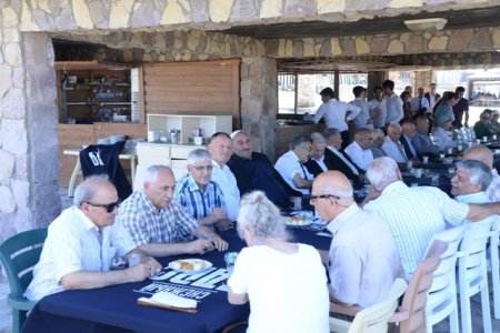 Nəsimi rayonu ahılları, müharibə və əmək veteranları Pirşağı qəsəbəsində istirahət etdilər - FOTOLAR 