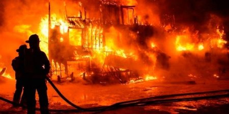 Bakıda yataqxanada yanğın: 11 nəfər təxliyyə edilib