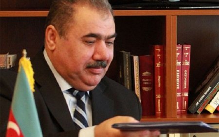 AZTV sədri ilə bağlı məhkəmədə QALMAQAL - Hakim onu qovdu AZTV sədri ilə bağlı məhkəmədə QALMAQAL - Hakim onu qovdu