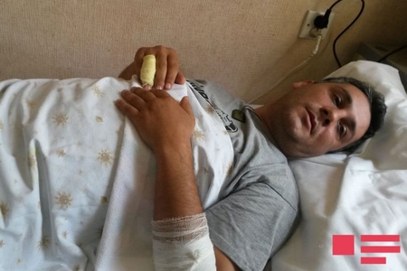 Gəncədə yaralanan polis: “Bu şəxslərin üzərində xəncər və digər kəsici alətlər olduğunu gözləmirdik”