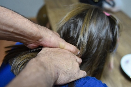 Bakıda dəhşətli qətl: Qardaş bacısını öldürdü