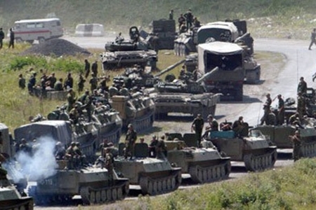 Trampın NATO qalmaqalı: Gürcüstan hədəfə çevrilə bilər