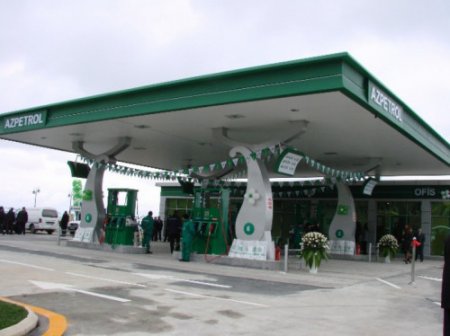 “Azpetrol”da fırıldaq - 68 litr tutumu olan çənə 75 litr benzin vurdu