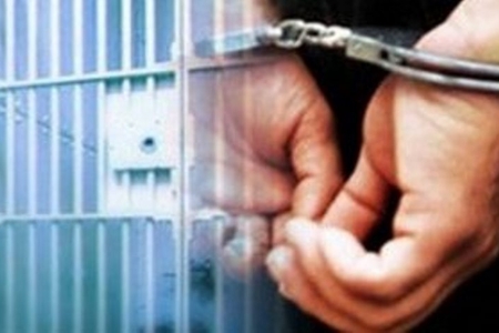 Cibində 1 manatı olmayan “bomj” 200 min manatlıq heroinlə tutuldu