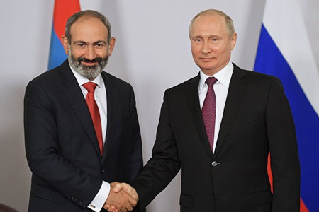 Putin və Paşinyan arasında telefon danışığı olub Putin və Paşinyan arasında telefon danışığı olub