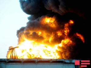 В автопарке в Сумгаите произошел взрыв, 4 человека получили ожоги