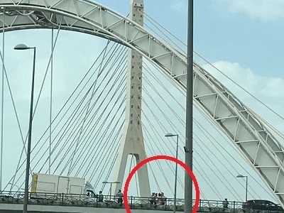 Baş nazir Novruz Məmmədov intihar etmək istəyən kişini fikrindən daşındırıb - Eksklüziv (FOTO)