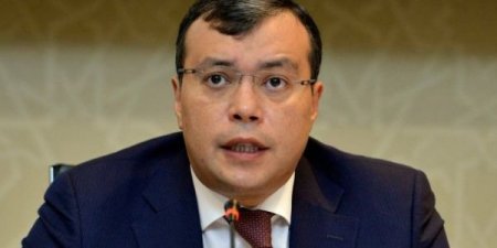 Sahil Babayev nazirliyə nəzarəti itirib: Generalın himayə etdiyi şöbə müdiri hələ də “at oynadır”