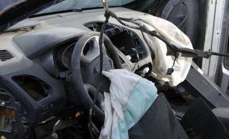 Nazirlik əməkdaşı ağır yol qəzasında öldü