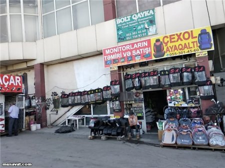 Ölkənin ən böyük avtomobil ehtiyat hissələri bazarında icarə haqqı soyğunçuluğu... REPORTAJ, FOTOLAR