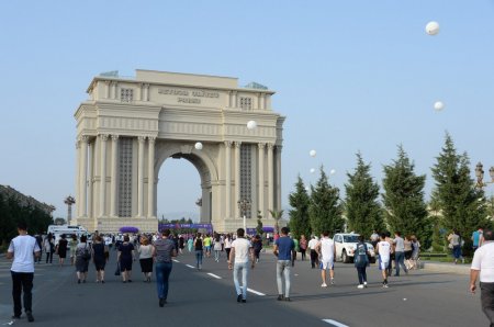 Gəncədə iğtişaş: iki polis əməkdaşı şəhid oldu - Rəsmi