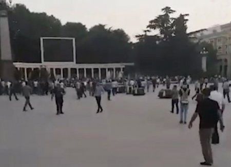 Gəncə qiyamçıları: biri anasını öldürüb, o biri Rusiyada oğurluq edib, digəri arvadını qətlə yetirib