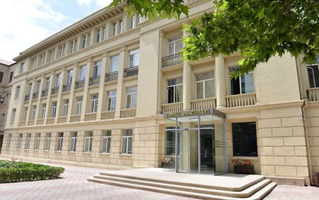 “İstək” liseyinin şagirdləri köçürülür