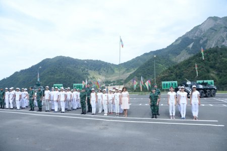 Nəsimi rayon məktəbliləri “Sərhədçi” hərbi-vətənpərvərlik düşərgəsində - FOTOLAR
