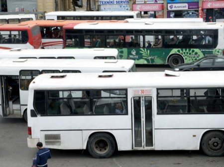 Bakıda avtobusda dava – sürücü ilə sərnişin əlbəyaxa oldu – RƏSMİ AÇIQLAMA