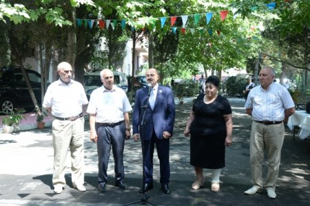 Nəsimi rayonunda növbəti “Abad həyət” sakinlərin istifadəsinə verildi