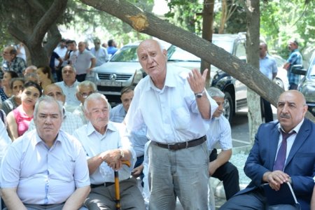 Nəsimi rayonunda növbəti “Abad həyət” sakinlərin istifadəsinə verildi