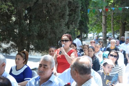 Nəsimi rayonunda növbəti “Abad həyət” sakinlərin istifadəsinə verildi