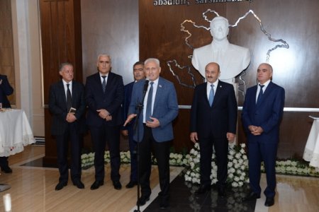 Milli Mətbuatın 143 illiyi ərəfəsində Nəsimi rayonunda jurnalistlərlə görüş keçirilmişdir - FOTOLAR