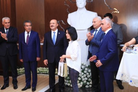 Milli Mətbuatın 143 illiyi ərəfəsində Nəsimi rayonunda jurnalistlərlə görüş keçirilmişdir - FOTOLAR