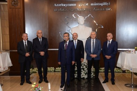 Milli Mətbuatın 143 illiyi ərəfəsində Nəsimi rayonunda jurnalistlərlə görüş keçirilmişdir - FOTOLAR