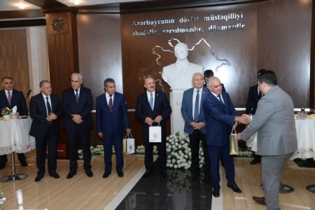 Milli Mətbuatın 143 illiyi ərəfəsində Nəsimi rayonunda jurnalistlərlə görüş keçirilmişdir - FOTOLAR