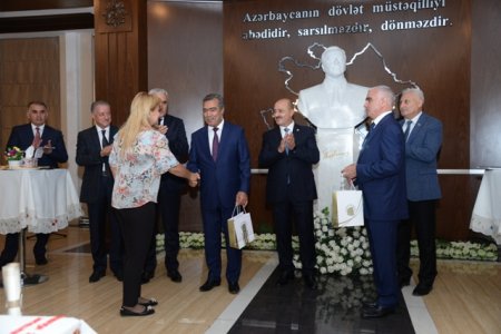 Milli Mətbuatın 143 illiyi ərəfəsində Nəsimi rayonunda jurnalistlərlə görüş keçirilmişdir - FOTOLAR