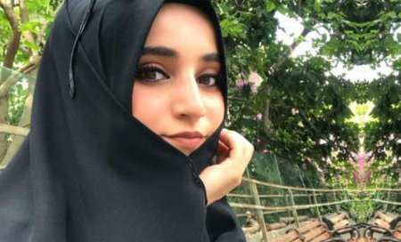 Atatürkü təhqir edən qızı polis saxladı