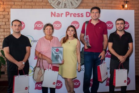 “Nar” mətbuat nümayəndələrini təbrik etdi