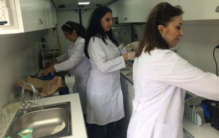 Torpağınız keyfiyyətlidirmi? - Laboratoriyalar yerindəcə müəyyən edəcək