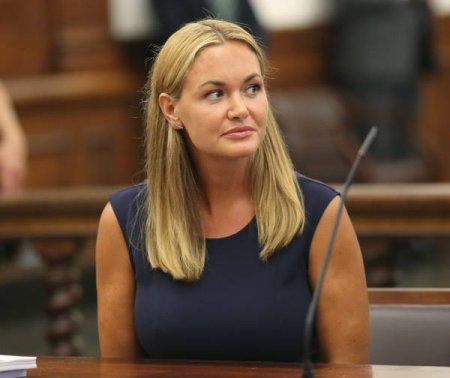 Trampın oğlu boşandı — FOTOLAR