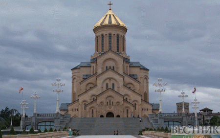 Tbilisini toz dumanı bürüdü - Video