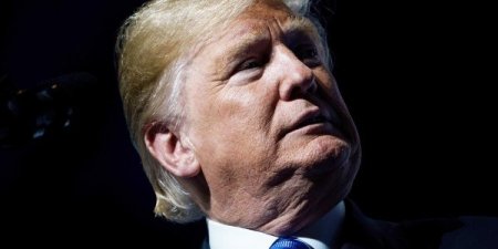 Tramp hədələdi: “Hökuməti bağlayaram“