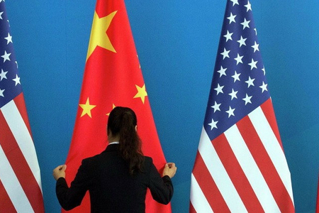 ABŞ-ın Çin mallarına tətbiq etdiyi əlavə vergilər yarım aydan sonra qüvvəyə minəcək