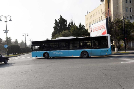 Sumqayıtda 7 nömrəli marşurut zəncirvari qəza törədib, yaralılar var Sumqayıtda 7 nömrəli marşurut zəncirvari qəza törədib, yaralılar var