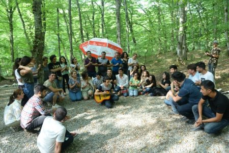 Nəsimi rayon gəncləri Quba rayonunda sahibkarların işi ilə yaxından tanış oldular - FOTOLAR