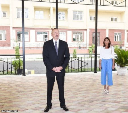 Prezident əhaliyə pulsuz paylanılan maşınları şəxsən yoxladı - VİDEO