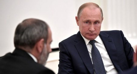 “Kommersant”: Ermənistan rəhbərliyi Kremli qıcıqlandırır
