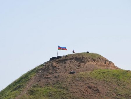 Ekspert: İşğal altındakı əraziləri müharibəsiz qaytarmaq üçün şans var