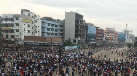 Banqladeşdə etirazlar başladı