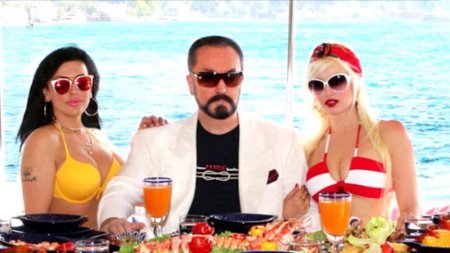 Adnan Oktarın "kedicik"lərinin həbsxanada ilk istəkləri hər kəsi mat qoydu