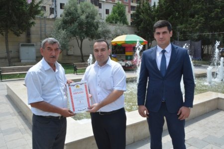 Mir Cəlal  küçəsindəki parkda Həvəskarlar arasında NƏRD yarışı keçirilmişdir -FOTOLAR