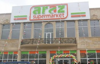 “Araz” marketin müdiri intihar etdi