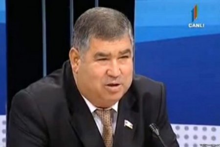 Fərhad Qəribovun “Billur” restoranı söküldü - FOTO Fərhad Qəribovun “Billur” restoranı söküldü - FOTO