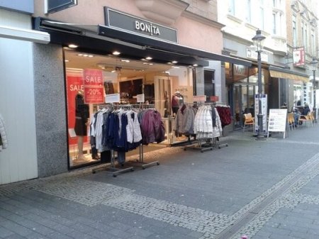 Bakıda məşhur geyim mağazasından AZƏRBAYCANA qarşı təxribat - VİDEO