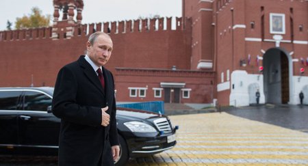“Rusiya formalaşan iki qütblü dünyadakı proseslərdə güc deyil” putin