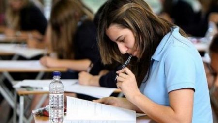 Azərbaycanda qadınların sayı ciddi şəkildə azalıb - Dövlət Komitəsi