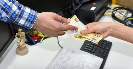 Direktor müəllimlərin hər birindən aylıq rüşvət yığır - Müəllimlərdən Prokurorluğa ŞİKAYƏT