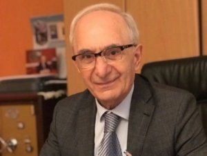 Dövlət Komitəsinin keçmiş rəhbəri ərəbə atdı və... susur